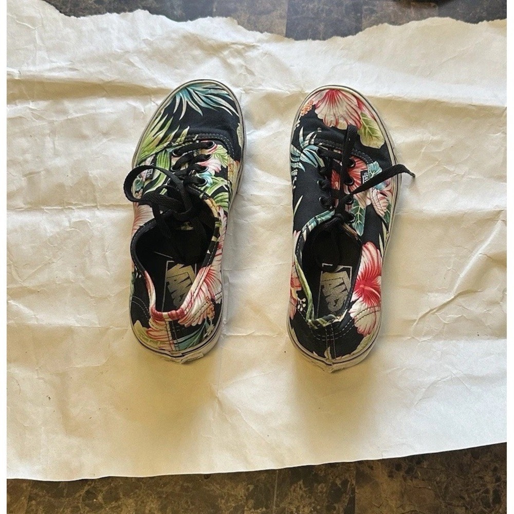 Vans Authentic Hawaiian Floral Hibiscus Black Sneakers Women's/7 Men's/5.5.